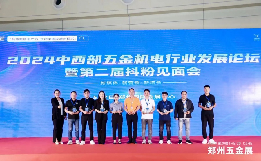 1716187128621155REFz.jpg 0 (7).jpg