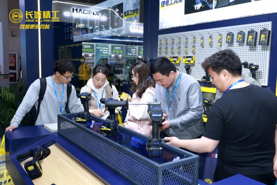 1744098567581232Fug2.jpg cn_sz_mmbiz_jpg_iaMttC3C1w3ibDAwnJadC6NQEtkUVNTvFdg9tWia63ibtArt3uuknaOFdiaA4YzicjTW1awsf32GhO34xJG6Z57xGveg_.jpg