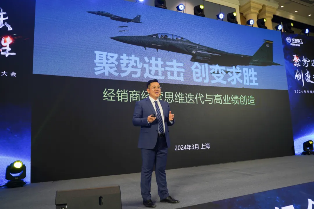 17120217516953742vKX.jpg 640005.jpg